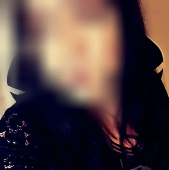 Ángela, 28 años