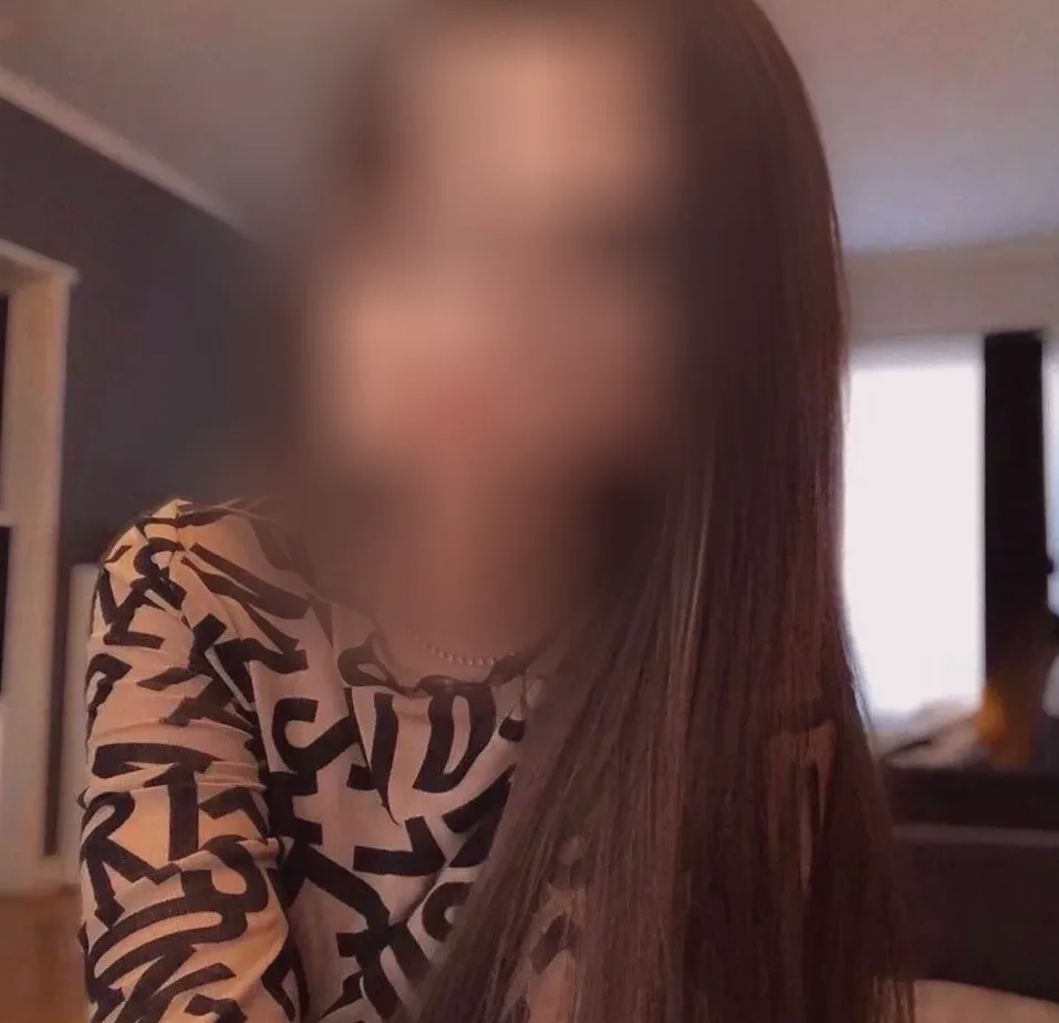 Laura, 21 años